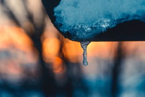 cold-dripping-frozen-895231